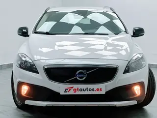 Volvo V40 Cross Country 2.0 D3 Momentum miniatura 9