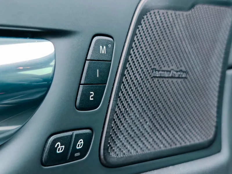 Volvo XC60 D4 R-Design 2WD imagen 26